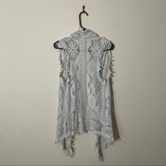 Poof! White Lace Boho Vest M - Picture 4 of 7